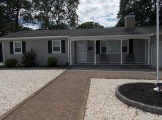 512 River Park Dr, Brick, NJ 08724