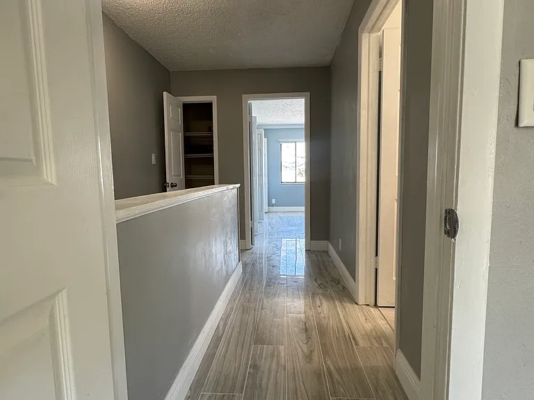 8800 Bardmoor Blvd #27 — Photo 12