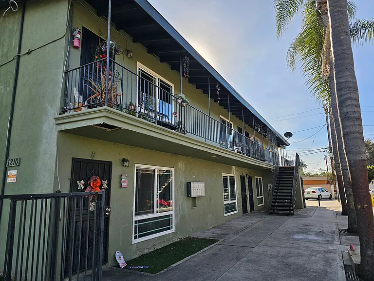 SAB1210 — Photo 19