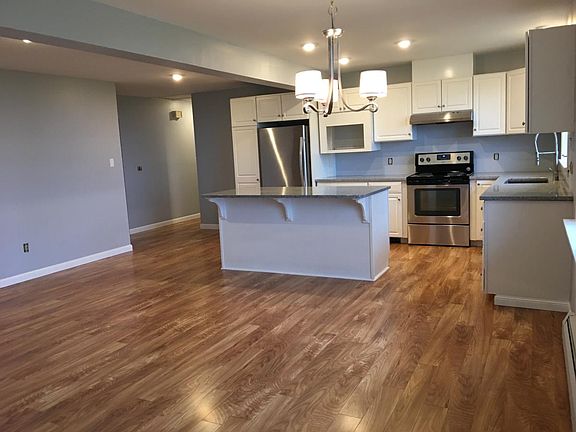 Kitchen looking in from dining room