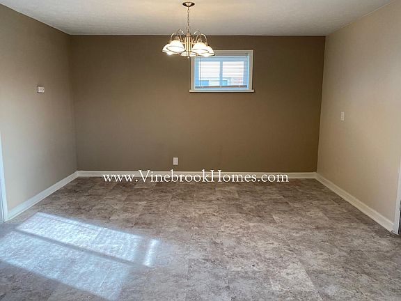 4th image of 5730 Shady Oak St