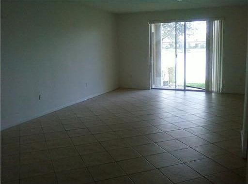 2nd image of 2602 SW 82nd Ave #106