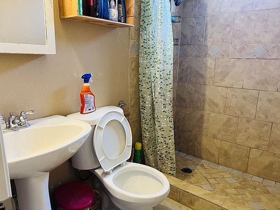 5th image of 4196 S Dale Ct