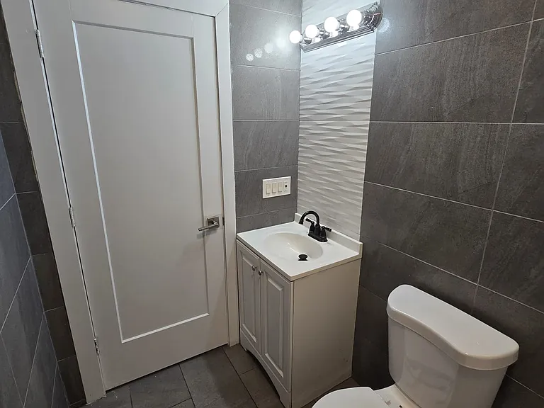 224 Fulton St #1 — Photo 17