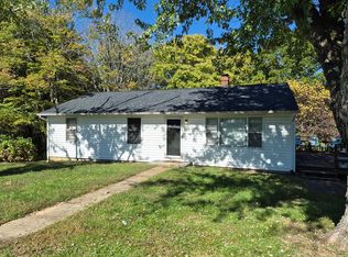 2048 Stage Coach Rd, Nathalie, VA 24577