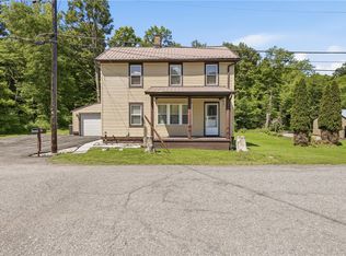 111 Center St, Stoystown, PA 15563