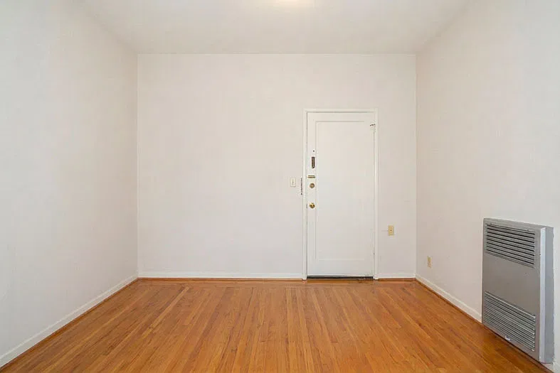 360 Cowper Street — Photo 4
