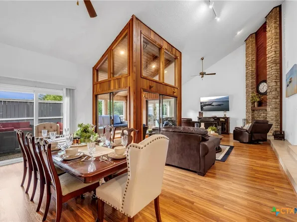 704 Clayton Nolen Dr #B, Horseshoe Bay, TX 78657