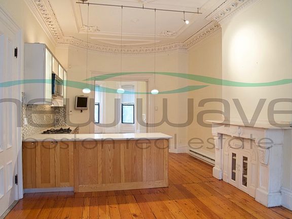 4th image of 476 Columbus Ave #9