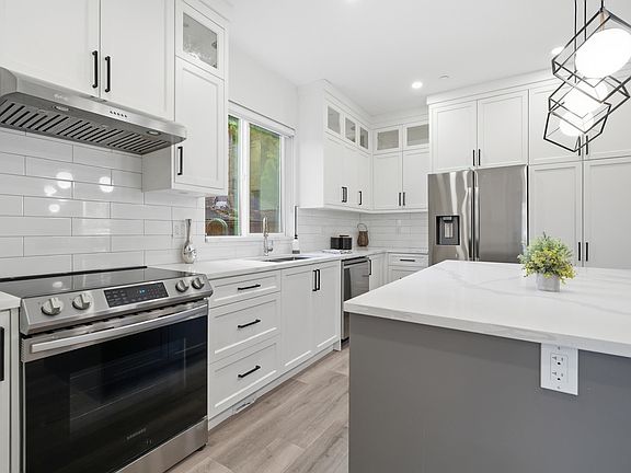 4th image of 3858 Coast Meridian Rd