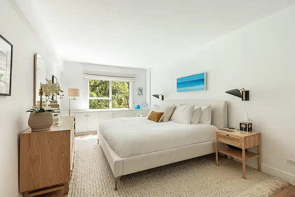 Rented by Brown Harris Stevens | media 4