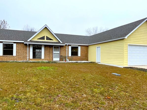 114 Clarence Ave
