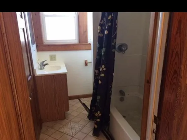 106 Railroad Ave, Aurora, IN 47001