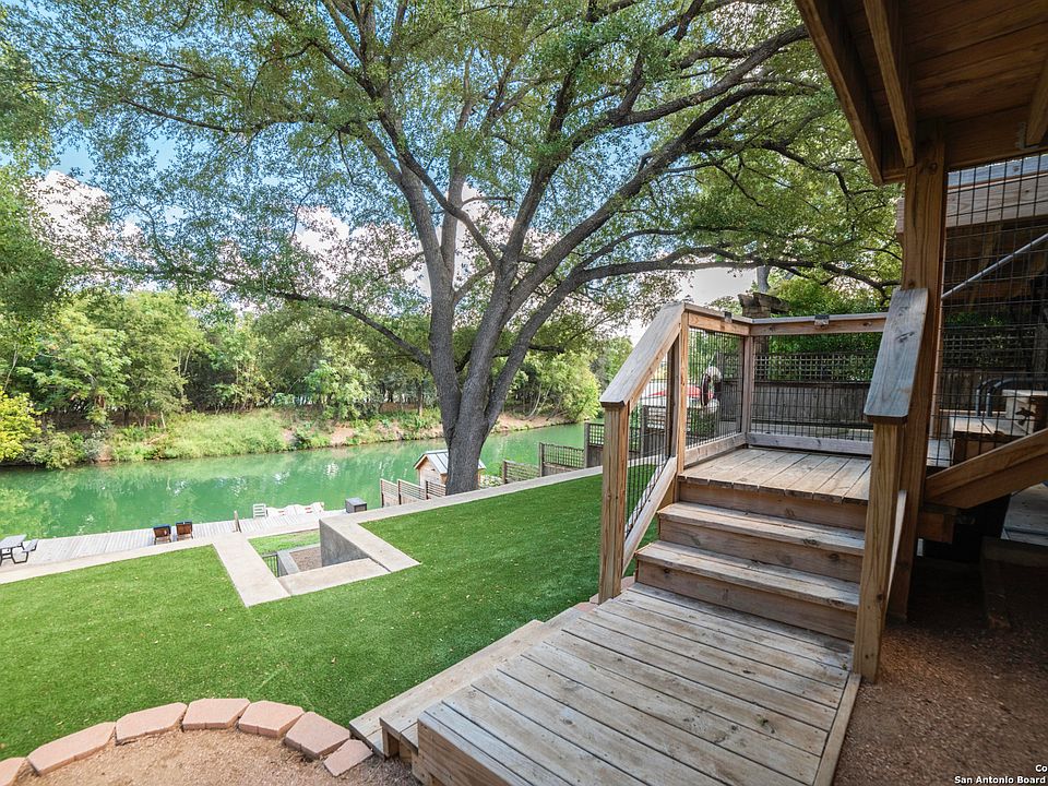 1st image of 2069 Chinaberry Lane