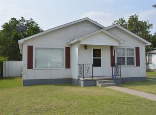 711 W Centre Ave, Artesia, NM 88210