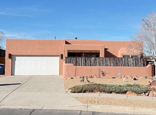 7437 Saratoga Ln, Santa Fe, NM 87507