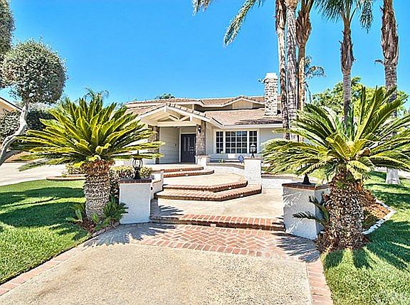 2nd image of 1662 Laurel Canyon Cir