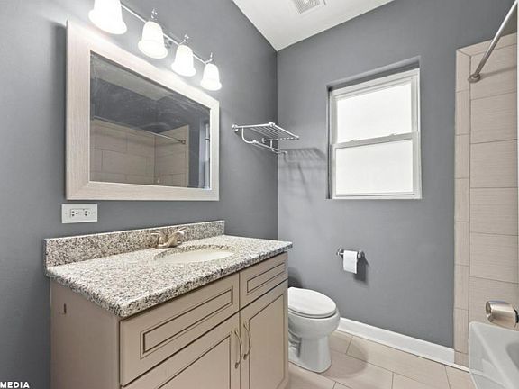 5th image of 4949 N Drake Ave #1