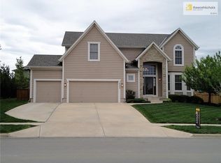 14965 S Red Bird St, Olathe, KS 66061