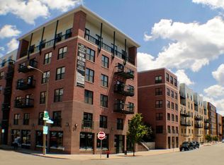 145 N Jackson St UNIT 410, Milwaukee, WI 53202
