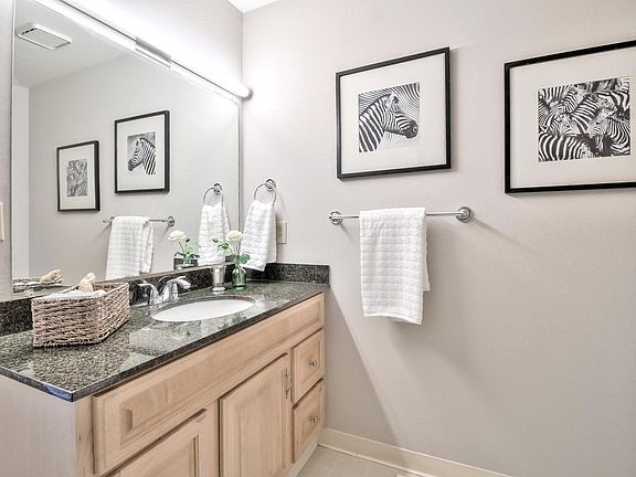 5th image of 4814 Lakebird Pl