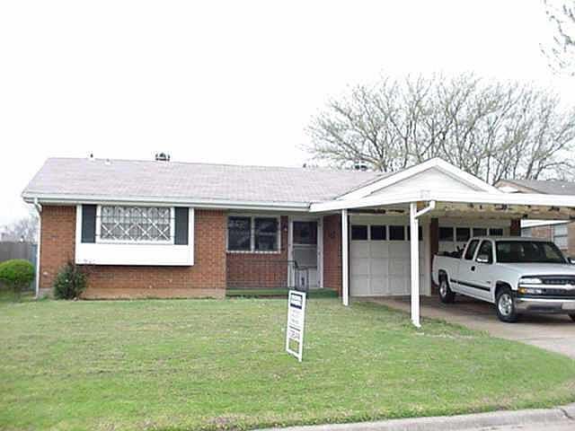 1st image of 749 N Lawton Ave
