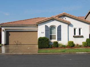 867 Toulouse Ln, Clovis, CA 93619