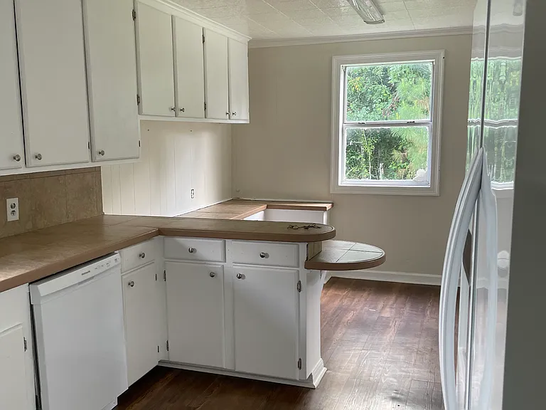 4030 W Prien Lake Rd — Photo 4