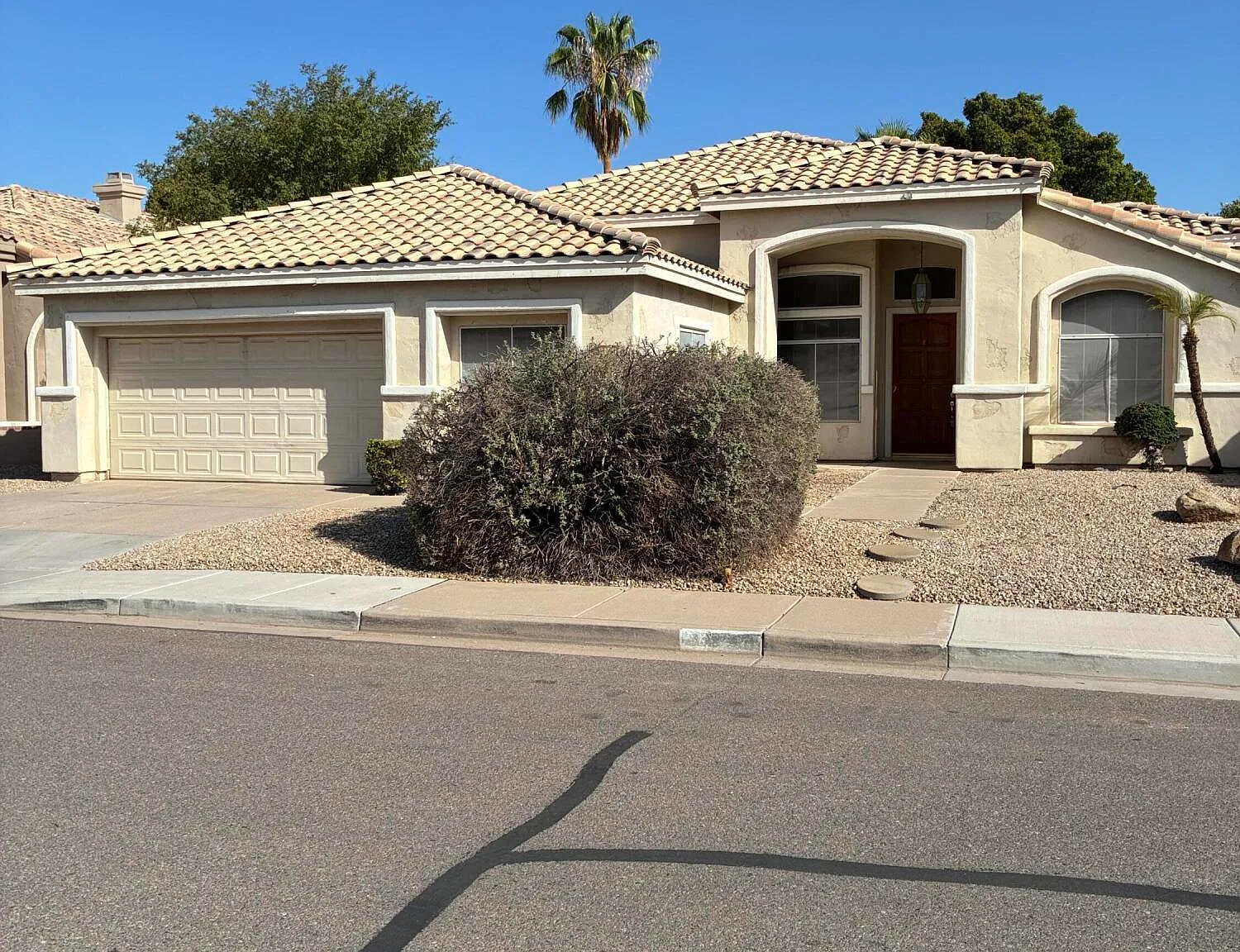4 bed, 2.0 bath, 2230 sqft, $2,850 — Photo 1
