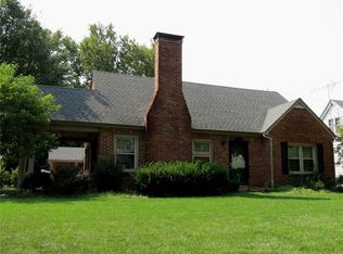 1411 16th St, Columbus, IN 47201