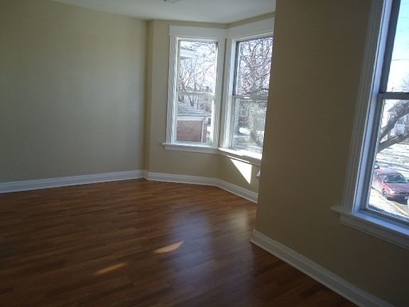 5th image of 4607 N Kennicott Ave #2