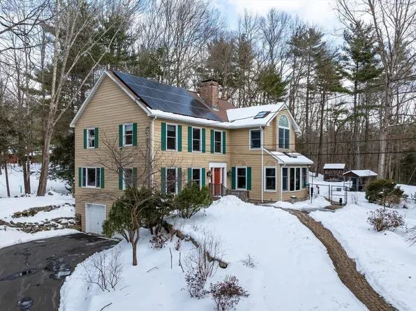 469 Sylvester Rd, Northampton, MA 01062