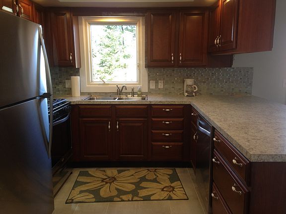 5th image of 2653 Wabash Dr NE