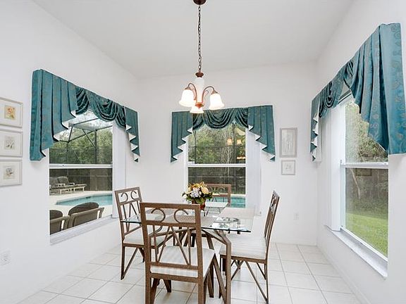5th image of 4696 Cumbrian Lakes Dr