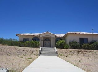 555 Row Ct, Rio Rico, AZ 85648