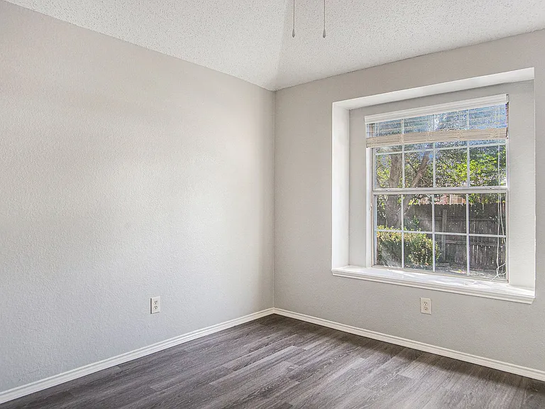 4600 Paloverde Dr — Photo 19