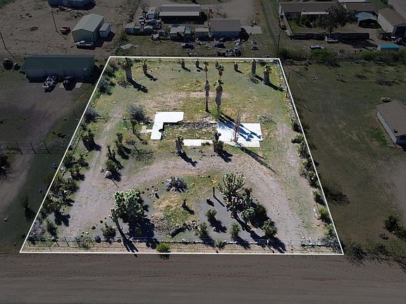 3rd image of 3008 W McConnico Rd