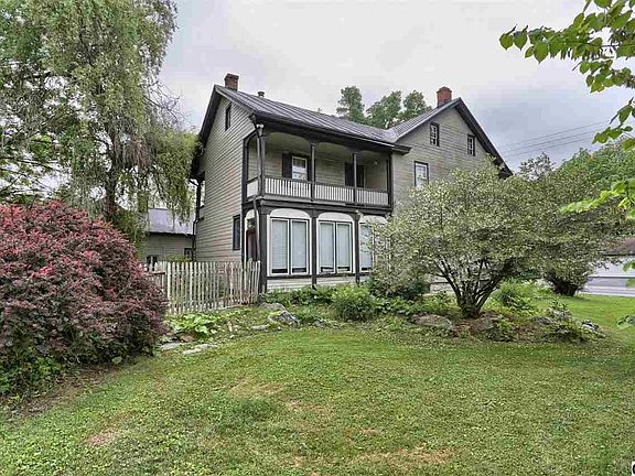 4th image of 1560 Heidelberg Ave