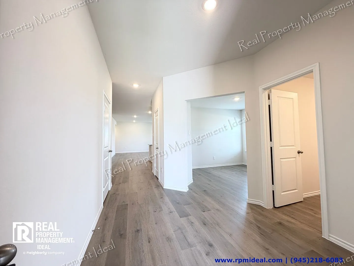 4 bed, 3.0 bath, 2089 sqft, $2,199 — Photo 3