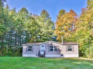 508 Saint Johns Rd, Champlain, NY 12919