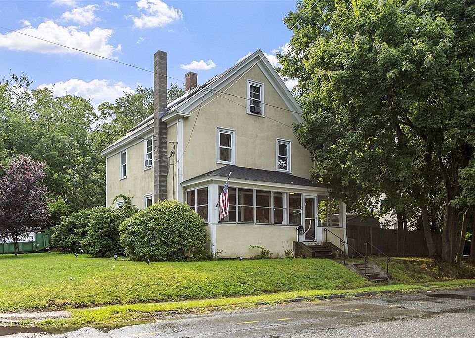 1st image of 90 Lincoln St