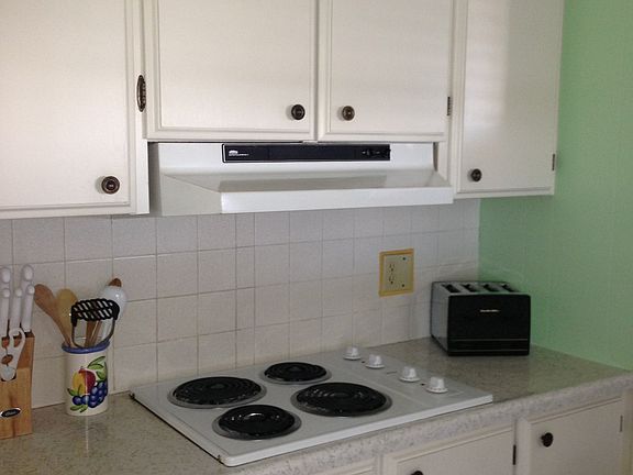 5th image of 149 Oleander St