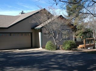 10211 Moran Dr, Auburn, CA 95603