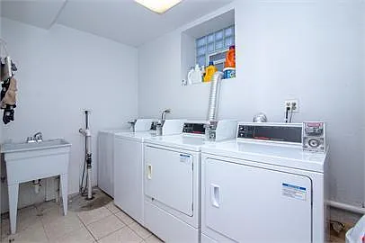 2520 W Cortez St — Photo 13