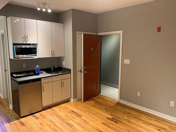 2nd image of 531 N Budd St #12B