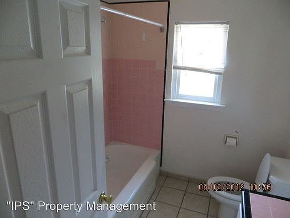 5th image of 1114 E Sussex Way
