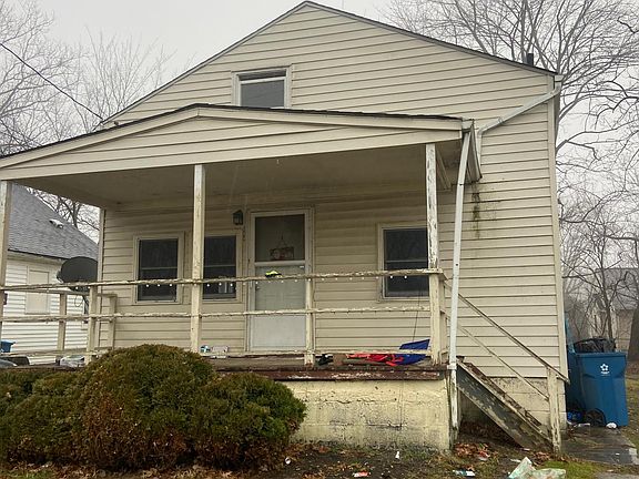 5th image of 3804 Canton Ave
