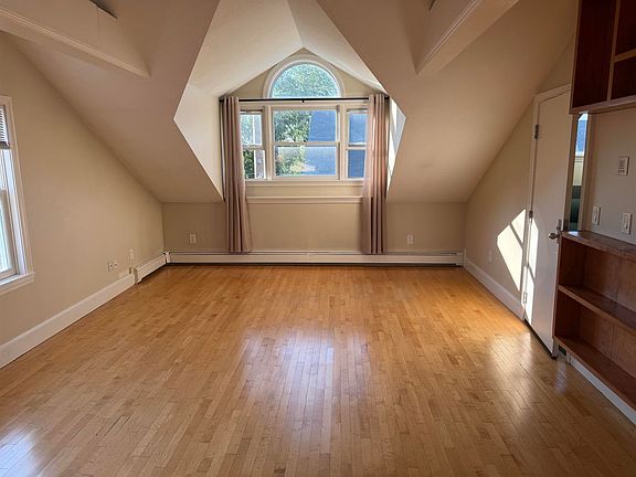 5th image of 314 Islington St APT 5