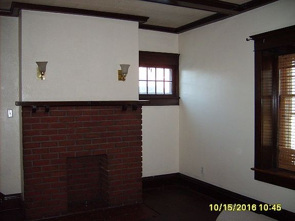 2nd image of 209 N Lafayette St
