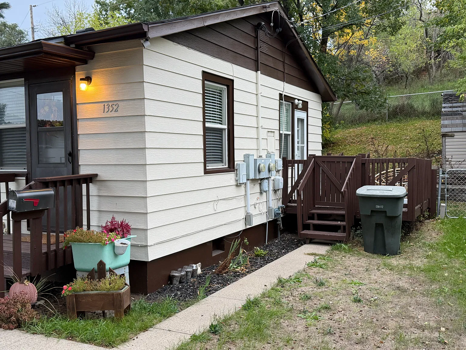 2 bed, 625 sqft, $985 — Photo 3